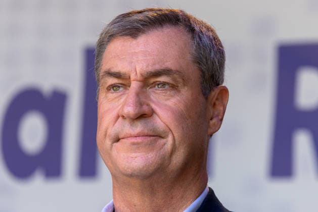 Bayerischer Ministerpräsident Dr. Markus Söder (CSU) eröffnet Rumänisches Sommerfest, Nürnberg, 04.07.2026 Dr. Markus Söder (CSU), Bayerischer Ministerpräsident, bei der Eröffnung des Rumänischen Sommerfests. Das Porträt zeigt ihn mit ernstem, leicht angespanntem Gesichtsausdruck die Augen leicht zusammengekniffen, der Blick direkt in die Kamera gerichtet. Nürnberg Bayern Deutschland *** Bavarian Minister-President Dr. Markus Söder (CSU) opens the Romanian Summer Festival, Nuremberg, July 4, 2026 Dr. Markus Söder (CSU), Bavarian Minister-President, at the opening of the Romanian Summer Festival. The portrait shows him with a serious, slightly tense expression, his eyes slightly narrowed, looking directly into the camera. Nur 20260704-1V9A4793-M4000