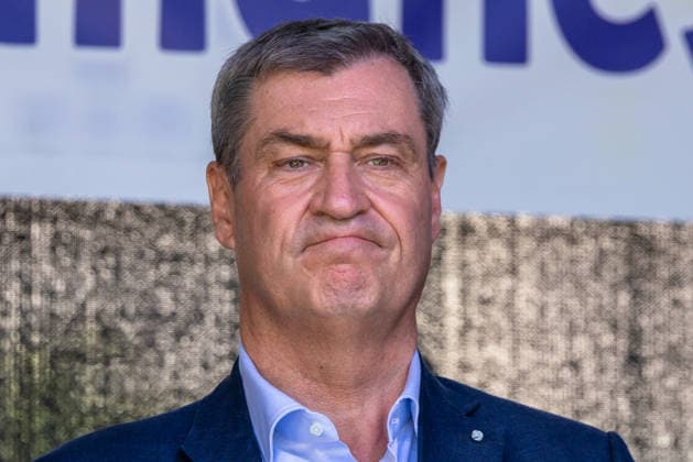 Bayerischer Ministerpräsident Dr. Markus Söder (CSU) eröffnet Rumänisches Sommerfest, Nürnberg, 04.07.2026 Markus Söder, Ministerpräsident des Freistaates Bayern (CSU), mit skeptisch-ernstem Gesichtsausdruck, zusammengepressten Lippen und leicht zusammengezogenen Augenbrauen nachdenklich bis missmutig wirkend. Nürnberg Bayern Deutschland *** Bavarian Minister-President Dr. Markus Söder (CSU) opens the Romanian Summer Festival, Nuremberg, July 4, 2026 Markus Söder, Minister President of the Free State of Bavaria (CSU), with a skeptical, serious expression, pursed lips, and slightly furrowed eyebrows, appearing pensive to the point of looking disgruntled; Nuremberg, Bavaria, Germany 20260704-1V9A5034-M4000