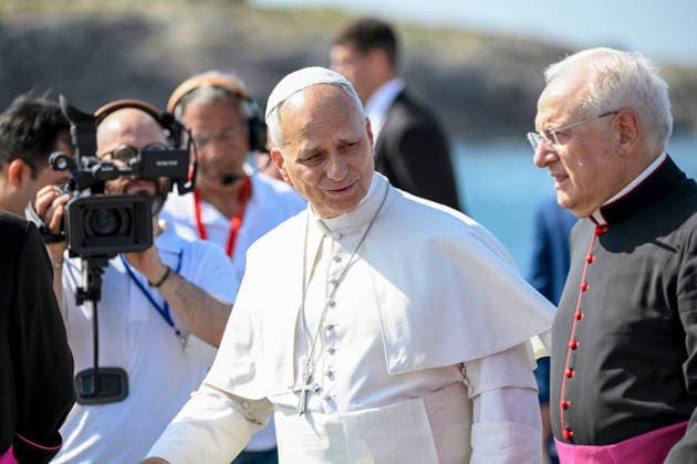 Pope Leo XIV visits the Southern Italian island of Lampedusa LAMPEDUSA, ITALY - JULY 04: Pope Leo XIV seen at Favaloro pier in Lampedusa, Italy, on July 04, 2026. Pope Leo XIV arrived in Lampedusa to rise attention to the migrant issue and the unique position of the island. During his visit he met with a group of migrants, accompanied by the Red Cross at Favaloro Pier, inaugurating a new plaque with the new name of the Pier dedicated to Pope Francis. Later nearly 4000 people gathered in the sport field to attend the homily celebrated by the Pope. Valeria Ferraro Anadolu Lampedusa Italy. Editorial use only. Please get in touch for any other usage.  Copyright: x2026xAnadoluxValeriaxFerrarox