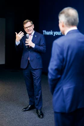 Johann Wadephul (CDU), Bundesaussenminister, besucht das Volkswagenwerk in Sao Bernardo in Sao Paulo, 02.07.2026. Fotografiert im Auftrag des Auswaertigen Amtes (AA) Sao Paulo Brasilien *** Johann Wadephul (CDU), Federal Minister of Foreign Affairs, visits the Volkswagen plant in São Bernardo, São Paulo, on July 2, 2026. Photographed on behalf of the Federal Foreign Office (AA) in São Paulo, Brazil. Copyright: xFelixxZahnx