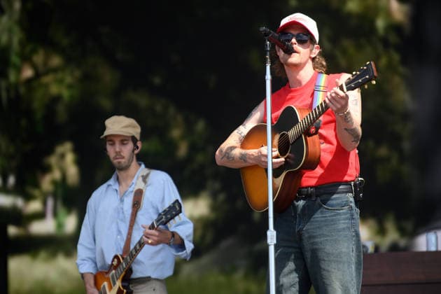 Caamp Perform at BST Hyde Park, London, UK - Sat 4 Jul 2026 Guitarist Evan Westfall and lead singer Taylor Meier of American folk band Caamp performs on the Great Oak Stage at BST Hyde Park Festival in Hyde Park in London, England, UK on Saturday 4 July 2026., Credit:Justin Ng Avalon UK, England, London, Hyde Park  Copyright: xJustinxNgx xAvalonx 1114406950