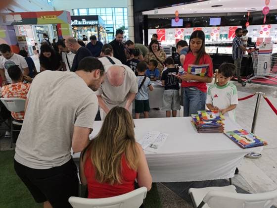 FIFA World Cup 2026 Panini sticker swap event in Montesson MONTESSON, FRANCE - JULY 4: Collectors and football fans take part in a FIFA World Cup 2026 Panini sticker swap event at a shopping mall in Montesson, in the Paris region, on July 4, 2026. Participants exchange stickers from the tournament s official Panini sticker album to complete their collections during the FIFA World Cup 2026. Umit Donmez Anadolu Montesson France. Editorial use only. Please get in touch for any other usage.  Copyright: x2026xAnadoluxUmitxDonmezx