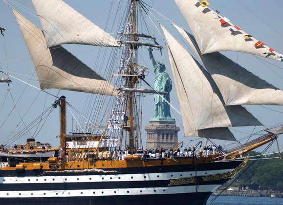 The tall ship Amerigo Vespucci from Italy sails past the Statue of Liberty as part of Sail4th 250, a celebration for America s 250th anniversary, in New York City on Saturday, July 4, 2026. The event includes over 100 tall ships and navy vessels from more than 30 nations.  NYP20260704211 JOHNxANGELILLO