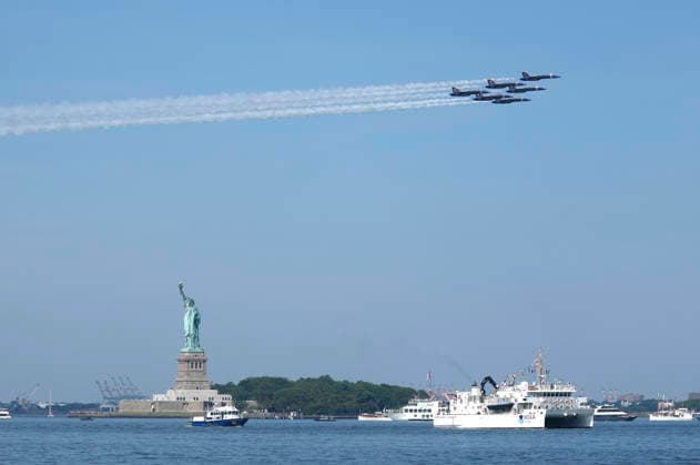 The U.S. precision aeronautics team the Blue Angels performs a flyover as part of Sail4th 250, a celebration for America s 250th anniversary, in New York City on Saturday, July 4, 2026. The event includes over 100 tall ships and navy vessels from more than 30 nations.  NYP20260704218 JOHNxANGELILLO