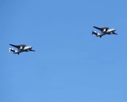 July 4, 2026, New York City, New York, USA: Military planes perform a flyover during the Sail4th 250 Tall Ships Parade along the Hudson River in New York City on 04 July 2026. New York Harbor is welcoming more than 40 tall ships to mark the nation s 250th anniversary New York City USA - ZUMAr334 20260704_znp_r334_002 Copyright: xDebraxL.xRothenbergx