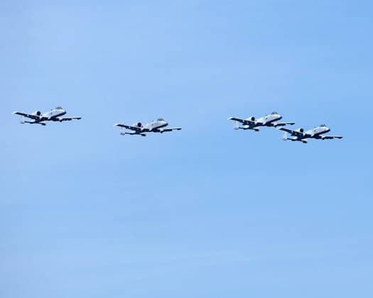 July 4, 2026, New York City, New York, USA: Military planes perform a flyover during the Sail4th 250 Tall Ships Parade along the Hudson River in New York City on 04 July 2026. New York Harbor is welcoming more than 40 tall ships to mark the nation s 250th anniversary New York City USA - ZUMAr334 20260704_znp_r334_004 Copyright: xDebraxL.xRothenbergx