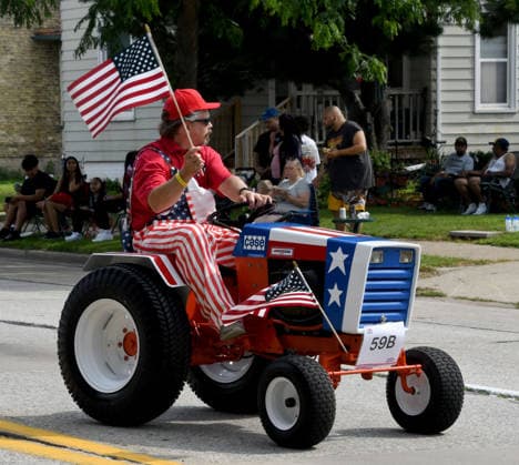 July 4, 2026, Racine, Wisconsin, USA: JI Case and Case CNH had miniature Case farm tractors in the parade as Racine, Wisconsin hosts its 90th annual 4th of July parade on Main Street July 4, 2026.The theme was Ã¢â‚¬oeHappy 250 America. Racine USA  - ZUMAh154 20260704_znp_h154_006 Copyright: xMarkxHertzbergx