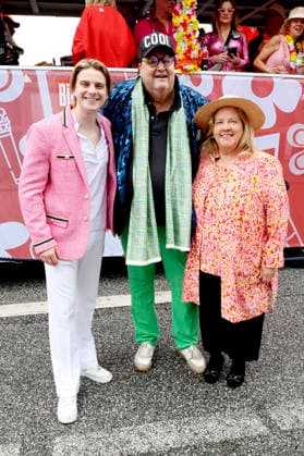Vincent Gross, Andreas Ellermann und Kathy Kelly beim 28. Schlagermove 2026 auf dem Heiligengeistfeld. Hamburg, 04.07.2026 *** Vincent Gross, Andreas Ellermann, and Kathy Kelly at the 28th Schlagermove 2026 at the Heiligengeistfeld in Hamburg, July 4, 2026 Foto:xgbrcix xFuturexImagex schlagermove_6703