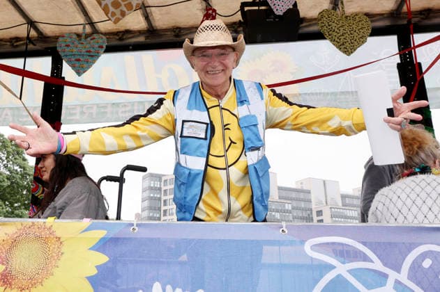 Peter Sebastian beim 28. Schlagermove 2026 auf dem Heiligengeistfeld. Hamburg, 04.07.2026 *** Peter Sebastian at the 28th Schlagermove 2026 at the Heiligengeistfeld in Hamburg, July 4, 2026 Foto:xgbrcix xFuturexImagex schlagermove_6745