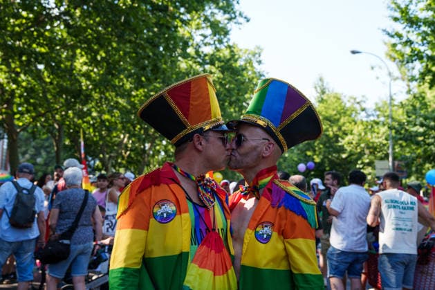 2026 National LGBTI Pride Parade in Madrid Two men kiss during the 2026 National LGBTI Pride Parade on July 4, 2026, in Madrid, Spain. The 2026 National Pride Parade, under the slogan Take to the Streets with Pride: Dissent and Resistance, calls for a National Pact against hate speech, the effective implementation of LGBTQ+ and transgender laws, the criminalization of conversion therapies with prison sentences, and the recognition of non-binary and intersex people. JULY 4, 2026, Madrid, Spain  Copyright: xMatiasxChiofalox 7643926