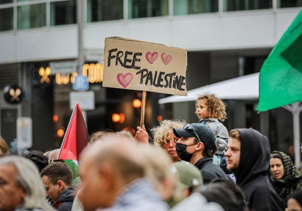 July 4, 2026, Berlin, Berlin, Germany: Berlin, Germany, July 4, 2026: Demonstrators take part in a pro-Palestinian march through central Berlin calling for an end to the war in Gaza, protection of medical workers, and the release of detained Palestinian doctor Hussam Abu Safiya. Participants carried Palestinian flags, banners and photographs during the demonstration. ZUMA Press Wire. Berlin Germany - ZUMAa268 20260704_zip_a268_014 Copyright: xAbdelrahmanxAlkahloutx