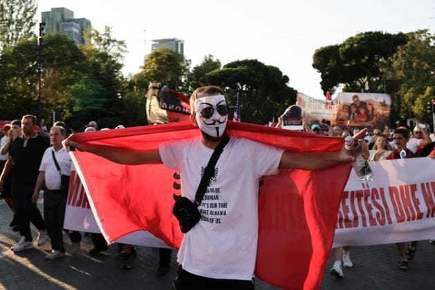Thousands Rally in Tirana as Diaspora Joins Day 35 Protest TIRANA, ALBANIA JULY 4, 2026: Thousands of demonstrators gathered in central Tirana on the 35th consecutive day of protests against a proposed luxury tourism development project linked to Jared Kushner and other international investors. Protesters, including members of the Albanian diaspora, environmental activists, civil society organizations, students and families, assembled at Skanderbeg Square before marching to the Prime Minister™s Office, calling for the cancellation of the project and broader political reforms. Tirana Albania Copyright: x xVlasovxSulajx xJNAxPressx