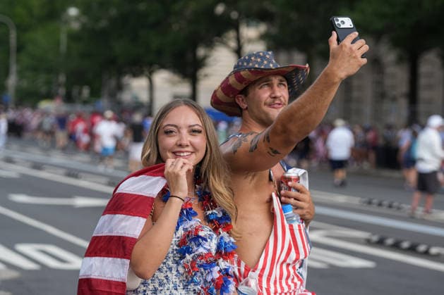 Thousands Gather on National Mall as US Marks 250th Anniversary with Fourth of July Celebrations WASHINGTON DC, UNITED STATES - JULY 4: Visitors attend the Great American State Fair during the Salute to America 250 Fourth of July celebrations on the National Mall in Washington, D.C., on July 4, 2026. The events mark the 250th anniversary of the United States and feature concerts, cultural activities and a fireworks display despite an extreme heat wave bringing dangerous triple-digit temperatures to much of the eastern United States. Mehmet Eser Anadolu Washington DC United States. Editorial use only. Please get in touch for any other usage.  Copyright: x2026xAnadoluxMehmetxEserx