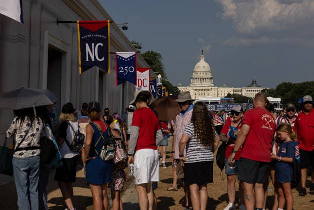 Thousands Gather on National Mall as US Marks 250th Anniversary with Fourth of July Celebrations WASHINGTON DC, UNITED STATES - JULY 4: Visitors attend the Great American State Fair during the Salute to America 250 Fourth of July celebrations on the National Mall in Washington, D.C., on July 4, 2026. The events mark the 250th anniversary of the United States and feature concerts, cultural activities and a fireworks display despite an extreme heat wave bringing dangerous triple-digit temperatures to much of the eastern United States. Mehmet Eser Anadolu Washington DC United States. Editorial use only. Please get in touch for any other usage.  Copyright: x2026xAnadoluxMehmetxEserx