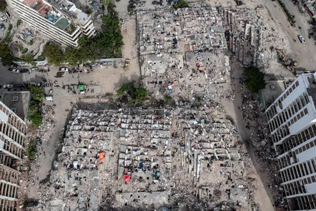 Aerial views reveal scale of devastation in Venezuela after twin earthquakes LA GUAIRA, VENEZUELA - JULY 4: An aerial view captures the catastrophic destruction across the Caraballeda and Caribe neighborhoods in the coastal city of La Guaira, Venezuela, on July 4, 2026, the area hardest hit by the recent 7.2 and 7.5 magnitude twin earthquakes. As emergency response teams continue searching the debris for survivors, the aerial footage underscores the severe impact of the disaster. Cem Tekkesinoglu Anadolu La Guaira Venezuela. Editorial use only. Please get in touch for any other usage.  Copyright: x2026xAnadoluxCemxTekkesinoglux