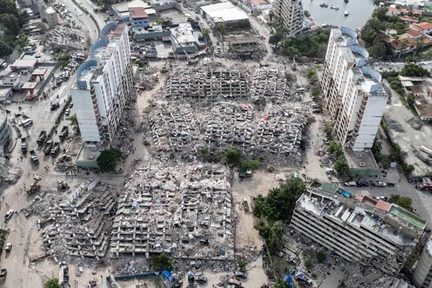 Aerial views reveal scale of devastation in Venezuela after twin earthquakes LA GUAIRA, VENEZUELA - JULY 4: An aerial view captures the catastrophic destruction across the Caraballeda and Caribe neighborhoods in the coastal city of La Guaira, Venezuela, on July 4, 2026, the area hardest hit by the recent 7.2 and 7.5 magnitude twin earthquakes. As emergency response teams continue searching the debris for survivors, the aerial footage underscores the severe impact of the disaster. Cem Tekkesinoglu Anadolu La Guaira Venezuela. Editorial use only. Please get in touch for any other usage.  Copyright: x2026xAnadoluxCemxTekkesinoglux