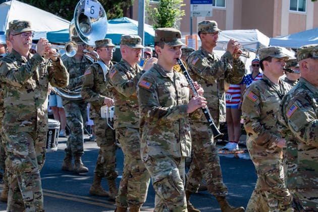 July 4, 2026, Provo, Utah, USA: Trombones in hand, members of the Utah National Guard military marching band play while in formation during America s Freedom Festival Grand Parade in Provo, Utah, Saturday, July 4, 2026. The annual Independence Day event features expanded programming to honor the 250th anniversary of United States independence. Provo USA - ZUMAm292 20260704_znp_m292_116 Copyright: xCharlesxMcClintockxWilsonx