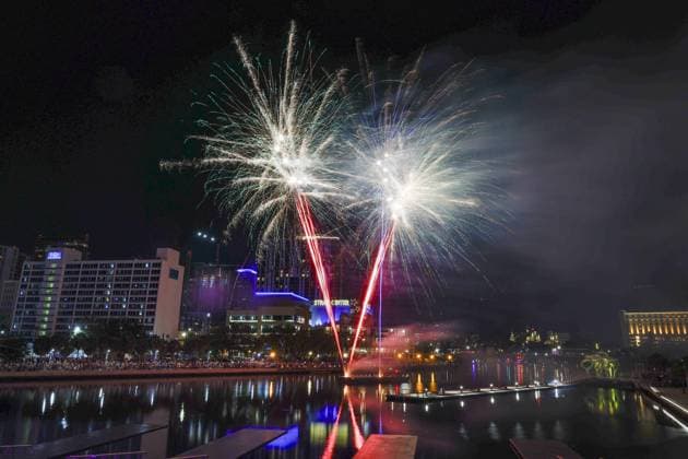 July 4, 2026, Tampa, Florida, USA: Fireworks blast off in front of the Julian B. Lane Riverfront Park as part of the Liberty By The Bay citywide celebration on Saturday, July 4, 2026 in Tampa. Tampa USA - ZUMAs70_ 20260704_zan_s70_035 Copyright: xLuisxSantanax