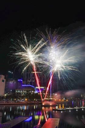 July 4, 2026, Tampa, Florida, USA: Fireworks blast off in front of the Julian B. Lane Riverfront Park as part of the Liberty By The Bay citywide celebration on Saturday, July 4, 2026 in Tampa. Tampa USA - ZUMAs70_ 20260704_zan_s70_036 Copyright: xLuisxSantanax
