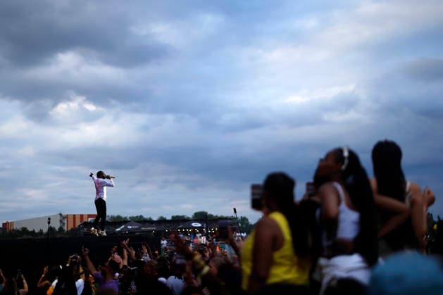 Sänger Dexta Daps auf der Red Stage beim Summerjam Festival 2026 am Fühlinger See. Das Summerjam Festival ist eines der größten Reggae-Festivals in Europa und existiert dieses Jahr 39 Jahre, 29 davon in Köln. Köln, 04.07.2026 NRW Deutschland *** Singer Dexta Daps on the Red Stage at the Summerjam Festival 2026 at Fühlinger See. The Summerjam Festival is one of the largest reggae festivals in Europe and is celebrating its 39th anniversary this year, 29 of which have been held in Cologne. Cologne, July 4, 2026, North Rhine-Westphalia, Germany Copyright: xChristophxHardtx