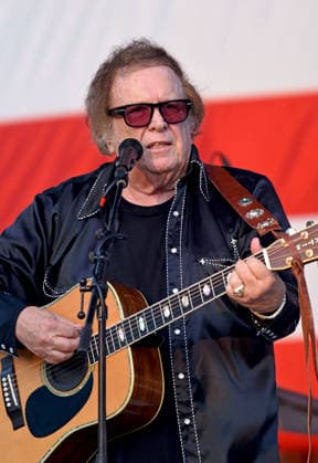 July 5, 2026, Atlanta, Georgia, USA: Don McLean, July 4th 2026 Stars & Stripes Celebration, City Green at Sandy Springs, Georgia 7-4-26 Atlanta USA - ZUMAs380 20260705_zep_s380_002 Copyright: xDerekxStormx