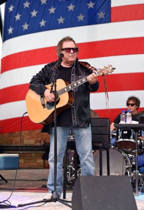 July 4, 2026, Atlanta, Georgia, USA: Don McLean, July 4th 2026 Stars & Stripes Celebration, City Green at Sandy Springs, Georgia 7-4-26 Atlanta USA  - ZUMAs380 20260704_zep_s380_011 Copyright: xDerekxStormx