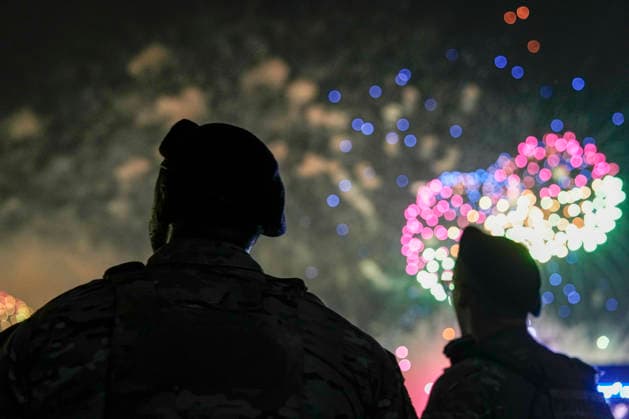 Members of the Green Berets or U.S. Army Special Forces, watch as fireworks light up the night sky over the National Mall as part of the America 250 celebrations in Washington DC on Saturday, July 4, 2026. The 35 minute July 4 fireworks show will feature 850,000 fireworks and pyrotechnic effects.  WAP20260704915 BONNIExCASH