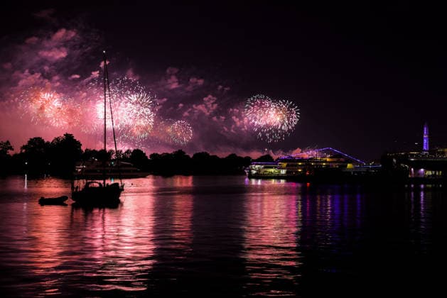 July 5, 2026, Washington, District Of Columbia, USA: The Freedom 250 fireworks display celebrating the 250th anniversary of the United States of America is seen from the Southwest Waterfront in Washington, D.C. on July 5, 2026. Washington USA  - ZUMAd227 20260705_znp_d227_003 Copyright: xBryanxDozierx