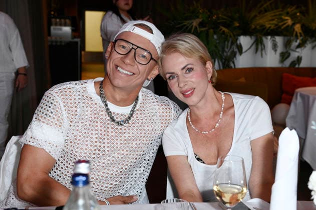 Gerlinde Jänicke mit Gast beim Diner en Blanc mit Bootsfahrt zum NYX Hotel Berlin Köpenick. Berlin, 04.07.2026 *** Gerlinde Jänicke with a guest at the Diner en Blanc, including a boat ride to the NYX Hotel Berlin Köpenick, Berlin, July 4, 2026 Foto:xN.xKubelkax xFuturexImagex blanc_6713