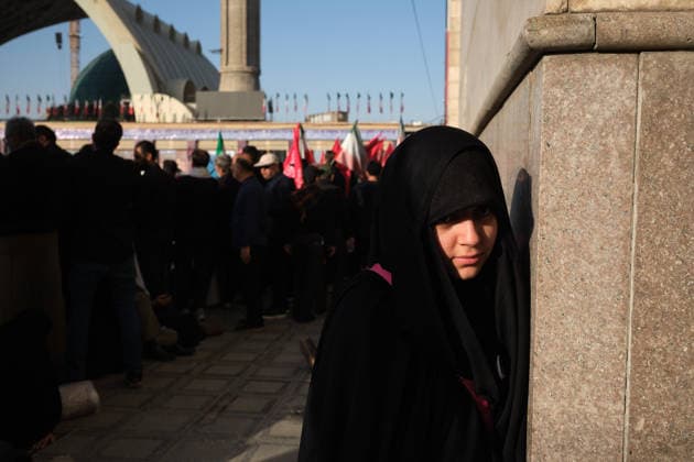 An Iranian girl attends a mass prayer at the grand Mosallah mosque in Tehran, Iran, 05 July 2026. Iran is set to hold a multi-day state funeral from 04 to 09 July 2026 for the Iranian supreme leader assassinated on 28 February. State funeral of Ayatollah Ali Khamenei !ACHTUNG: NUR REDAKTIONELLE NUTZUNG!  Copyright: xJaimexLeonx GRAF1356 20260705-55020804389_1