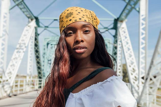 Woman with bandana at bridge model released, Symbolfoto, JRVF00496