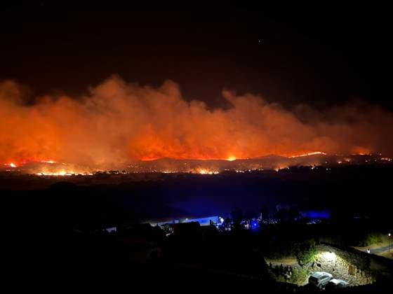 Huge fire broke out on Trevillach - Pyrenees-Orientales Huge fire broke out on the territory of the commune of Trévillach, on the outskirts of Montalba-le-Château, (Pyrénées-Orientales) about 35 kilometres from Perpignan on July 4, 2026. Photo by Geyres-Castoldi ABACAPRESS.COM Montalba-le-Château France  Copyright: xCastoldixIsabelle ABACAx