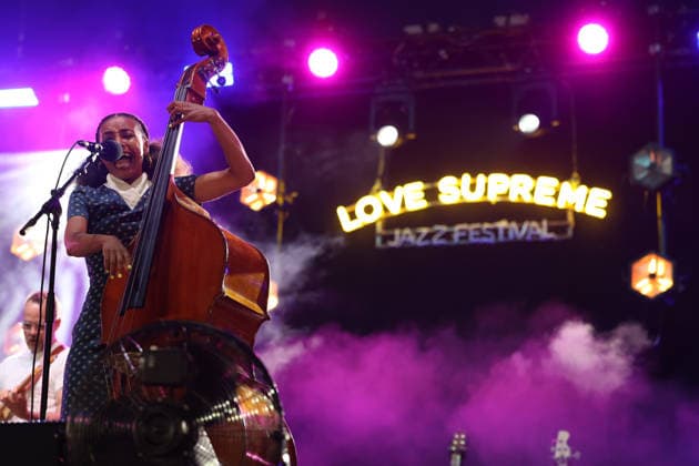 Esperanza Spalding performs at Love Supreme Jazz Festival, UK Glynde Place nr Lewes, East Sussex, UK, Love Supreme Jazz Festival 2026 on 4 July 2026. Esperanza Spalding at day 2 of the festival, Credit:Andy Sturmey Andrew Sturmey - B1114 Avalon United Kingdom, East Sussex, Glynde Place, Lewes  Copyright: xAndyxSturmeyx xAndrewxSturmeyx-xB1114x xAvalonx 1114495323