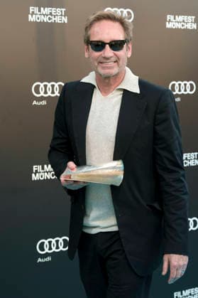 David Duchovny beim Photocall zur Verleihung des CineMerit Awards auf dem 43. Filmfest München 2026 in der Hochschule für Fernsehen und Film. München, 04.07.2026 *** David Duchovny at the photocall for the CineMerit Awards ceremony at the 43rd Munich Film Festival 2026 at the University of Television and Film Munich, July 4, 2026 Foto:xN.xKolinzx xFuturexImagex duchovny_6727