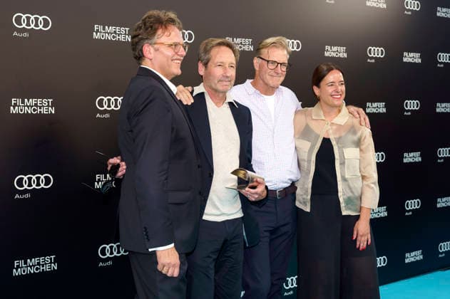 Christoph Gröner, David Duchovny, John Lee Hancock und Julia Weigl beim Photocall zur Verleihung des CineMerit Awards auf dem 43. Filmfest München 2026 in der Hochschule für Fernsehen und Film. München, 04.07.2026 *** Christoph Gröner, David Duchovny, John Lee Hancock, and Julia Weigl at the photocall for the CineMerit Awards ceremony at the 43rd Munich Film Festival in 2026 at the University of Television and Film Munich, July 4, 2026 Foto:xN.xKolinzx xFuturexImagex duchovny_6738