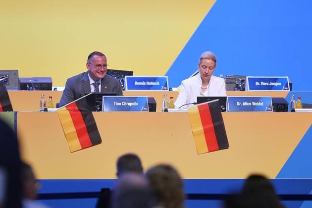 Erfurt, Thüringen, Deutschland, 05.07.2026: Messe: AfD-Bundesparteitag: Tino Chrupalla und Alice Weidel *** Erfurt, Thuringia, Germany, July 5, 2026: AfD National Party Convention featuring Tino Chrupalla and Alice Weidel Copyright: xdtsxNachrichtenagenturx dts_126473
