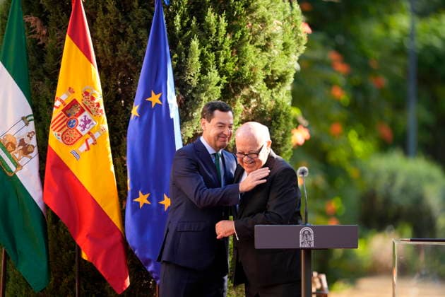 Juanma Moreno is sworn in as president of the Regional Government of Andalusia for the 13th legislative term. The president of the Regional Government of Andalusia, Juanma Moreno i, alongside the president of the Andalusian Parliament, Jesús Aguirre, during the inauguration ceremony on July 5, 2026, in Seville, Andalusia, Spain. The newly sworn-in President of the Regional Government of Andalusia for the 13th legislative term, Juanma Moreno, takes office after being elected on Thursday in a second vote by the Andalusian Parliament, with the support of the 53 PP deputies and the 15 from Vox, the party with which he had previously signed a Government and Stability Agreement for Andalusia July 5, 2026 Joaquí Seville, Andalusia, Spain Seville,  Copyright: xJoaquinxCorcherox 7645357
