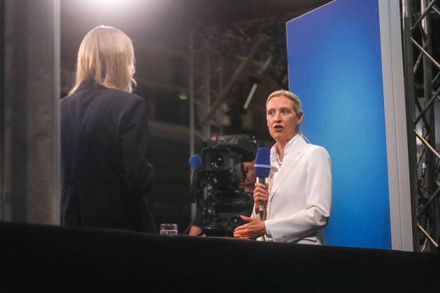 Erfurt Alice Weidel (Bundessprecherin der AfD) im ARD Hauptstadtstudio am Rande des AfD-Parteitags Alice Weidel (Bundessprecherin der AfD) im ARD Hauptstadtstudio am Rande des AfD-Parteitags am 05.07.2026 in Erfurt, Alice Weidel (Bundessprecherin der AfD) im ARD Hauptstadtstudio am Rande des AfD-Parteitags , *** Erfurt: Alice Weidel, federal spokesperson for the AfD, at the ARD Capital Studio on the sidelines of the AfD party convention; Alice Weidel, federal spokesperson for the AfD, at the ARD Capital Studio on the sidelines of the AfD party convention on July 5, 2026, in Erfurt, Alice Weidel, federal spokesperson for the AfD, at the ARD Berlin studio on the sidelines of the AfD party convention, Copyright: xEibner-Pressefoto PiaxSchindlerx EP_PSR