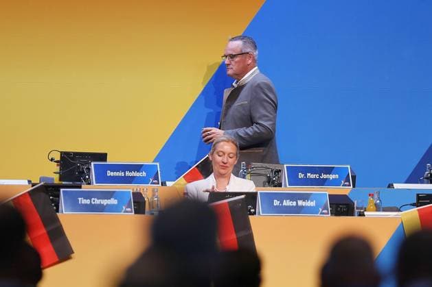 Erfurt, Thüringen, Deutschland, 05.07.2026: Messe: AfD-Bundesparteitag: Alice Weidel und Martin Reichardt *** Erfurt, Thuringia, Germany, July 5, 2026: AfD National Party Convention—Alice Weidel and Martin Reichardt Copyright: xdtsxNachrichtenagenturx dts_126565