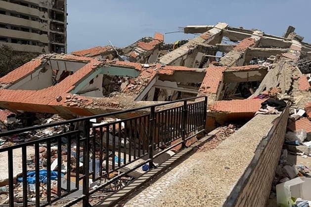 VENEZUELA, LA GUAIRA - JULY 5, 2026: A building gets destroyed by the June 24 earthquakes in the Caribbean Sea coast city of Catia La Mar Venezuela  - ZUMAt113 20260705_zaa_t113_076 Copyright: xMikhailxMakeyevx