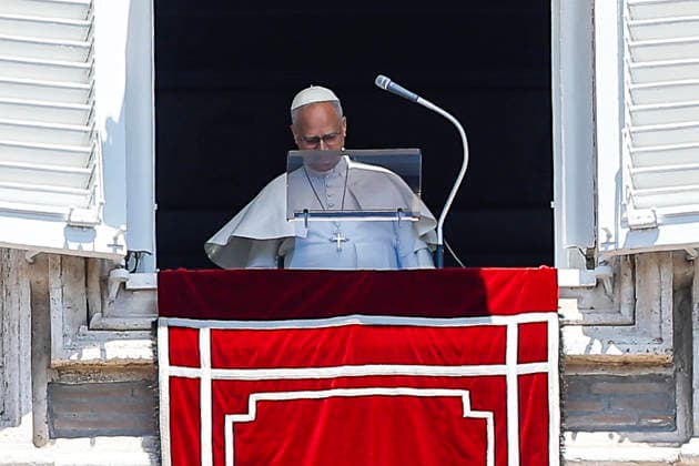 July 5, 2026, Vatican City, ITALIA ROMA: Pope Leo XIV during the Angelus prayer, traditional Sunday s prayer, from the window of his office overlooking Saint Peter s Square, Vatican City, 05 July 2026. ANSA ANGELO CARCONI. Vatican City ITALIA ROMA  - ZUMAa110 20260705_zaf_a110_014 Copyright: xAngeloxCarconix