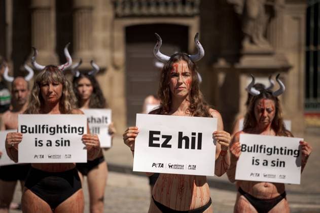 Animal rights activists protest in Pamplona ahead of San Fermin Festival PAMPLONA, SPAIN JULY 5, 2026: Animal rights activists from PETA (People for the Ethical Treatment of Animals) and AnimaNaturalis take part in a demonstration against bullfighting and the Running of the Bulls in Pamplona, Spain, on July 5, 2026, ahead of the San Fermin Festival. The annual festival, which begins on July 6, is internationally known for its traditional bull runs and bullfights, practices that the organizations oppose on animal welfare grounds. Pamplona Navarre Spain Copyright: x xGarixGaraialdex xJNAxPressx