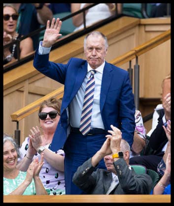 . 05 07 2026. London, United Kingdom. England World Cup hero Sir Geoff Hurst is introduced to the crowd from the Royal Box on day seven of the Wimbledon Tennis Championships in London .  xStephenxLockx xi-Imagesx IIM-26884-0032