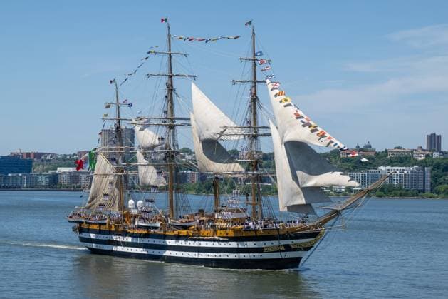 RECORD DATE NOT STATED New York City Celebrates 4th Of July (NEW) New York City Celebrates 4th Of July. July 04, 2026, New York, New York, USA: The Amerigo Vespucci (Italy) sails during the Sail4th 250 Tall Ships Parade along the Hudson River on July 04, 2026 in New York City. (Credit: M10s TheNews2)(Foto: M10S Thenews2 imago images) New York City Celebrates 4th Of July  Copyright: xM10sx
