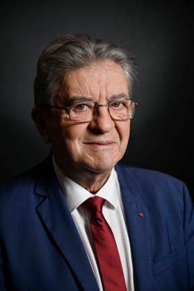 Jean Luc Melenchon On Dimanche En Politique - Paris President of La France Insoumise LFI Jean Luc Melenchon poses for pictures ahead of an interview for Dimanche En Politique on France 3 channel in Paris, France on July 05, 2026. Photo by Stephane Le Tellec ABACAPRESS.COM Paris France  Copyright: xLexTellecxStephane ABACAx