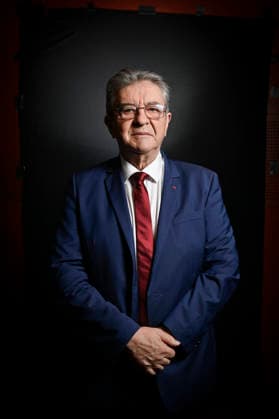 Jean Luc Melenchon On Dimanche En Politique - Paris President of La France Insoumise LFI Jean Luc Melenchon poses for pictures ahead of an interview for Dimanche En Politique on France 3 channel in Paris, France on July 05, 2026. Photo by Stephane Le Tellec ABACAPRESS.COM Paris France  Copyright: xLexTellecxStephane ABACAx
