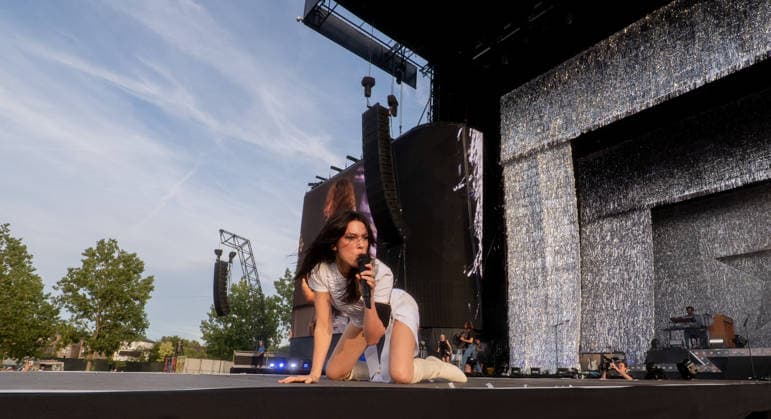 Wolf Alice in concert at Finsbury Park in London, UK on 05 July 2026 Ellie Rowsell performing with Wolf Alice in concert at Finsbury Park in London, UK on 05 July 2026, Credit:Stephen Keable Avalon UK, Greater London, London, Finsbury Park  Copyright: xStephenxKeablex xAvalonx 1114661281