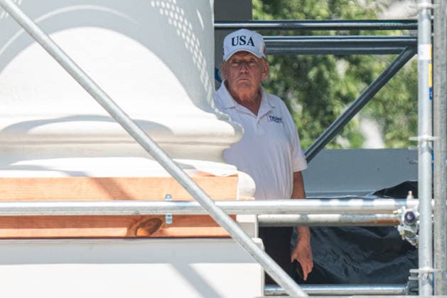 July 6, 2026 White House Pool United States President Donald J Trump returns to the White House in Washington, DC, USA, on Sunday, July 5, 2026. Credit: Aaron Schwartz Pool via CNP Washington District of Columbia United States  Copyright: xPool ABACAx