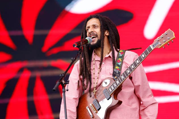 Sänger Julian Marley auf der Red Stage beim Summerjam Festival 2026 am Fühlinger See. Das Summerjam Festival ist eines der größten Reggae-Festivals in Europa und existiert dieses Jahr 39 Jahre, 29 davon in Köln. Köln, 05.07.2026 NRW Deutschland *** Singer Julian Marley on the Red Stage at the 2026 Summerjam Festival at Fühlinger See. The Summerjam Festival is one of the largest reggae festivals in Europe and is celebrating its 39th anniversary this year, 29 of which have been held in Cologne. Cologne, July 5, 2026, North Rhine-Westphalia, Germany Copyright: xChristophxHardtx