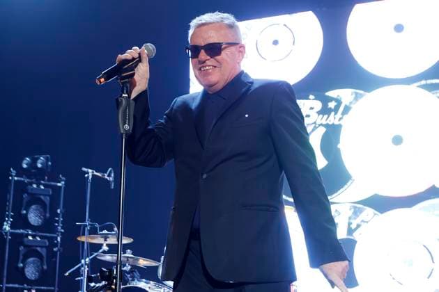 Entertainment Themen der Woche KW27 05.07.2026, MADNESS, im konzert live im Tempodrom in Berlin, Musik, Graham Suggs McPherson, Sänger, Berlin Deutschland, Germany *** July 5, 2026, MADNESS, live concert at the Tempodrom in Berlin, music, Graham Suggs McPherson, singer, Berlin, Germany